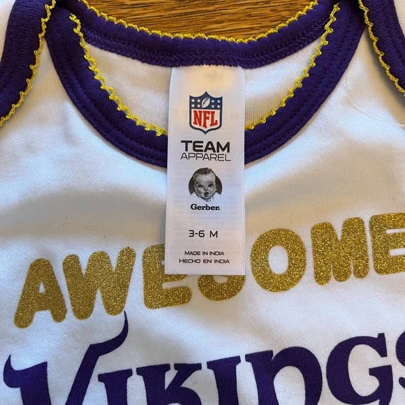 Baby Girl Minnesota Vikings Outfit - Picture 3 of 6